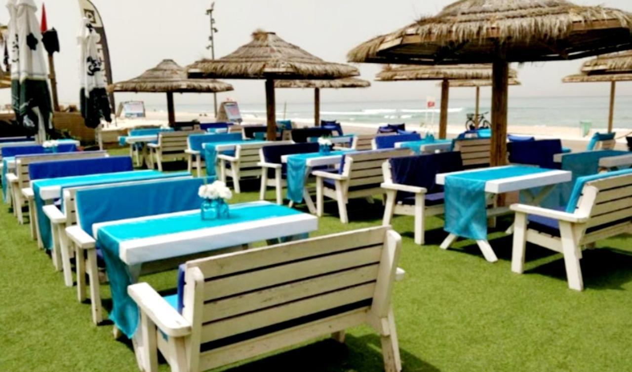 612 Apartment On The Beach Бат-Ям Екстер'єр фото